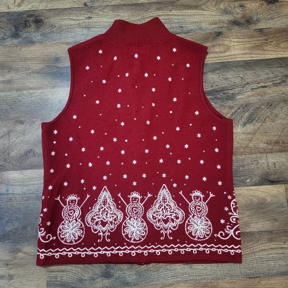 Vintage Talbots Red Merino Wool Embroidered and Beaded Pearl Christmas Vest SM - Picture 7 of 8